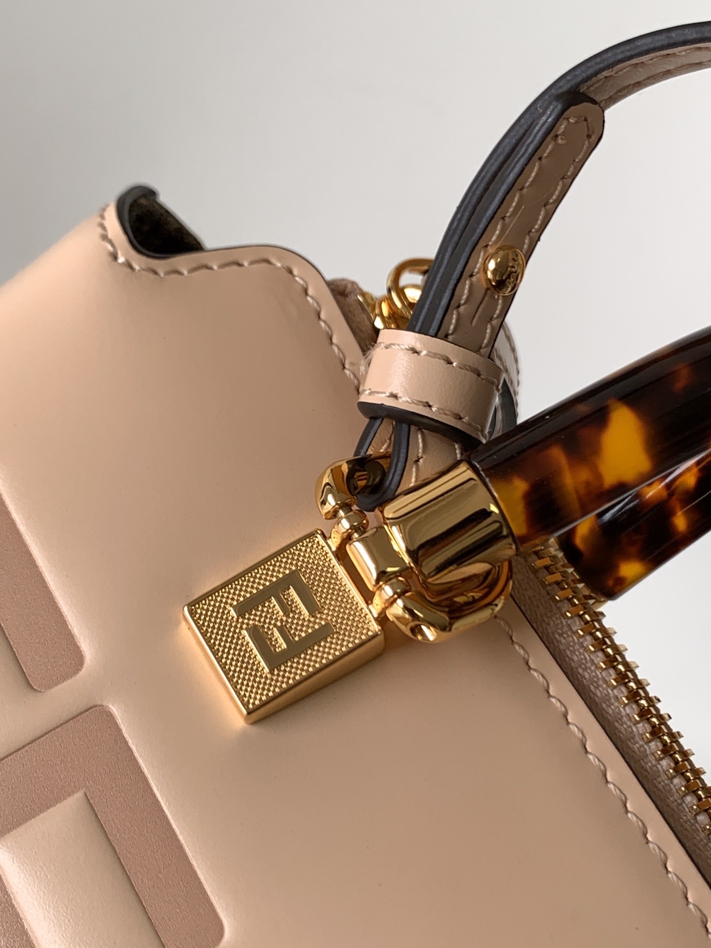 펜디 FENDI ByThe Way 바이 더 웨이 미니 토트 백