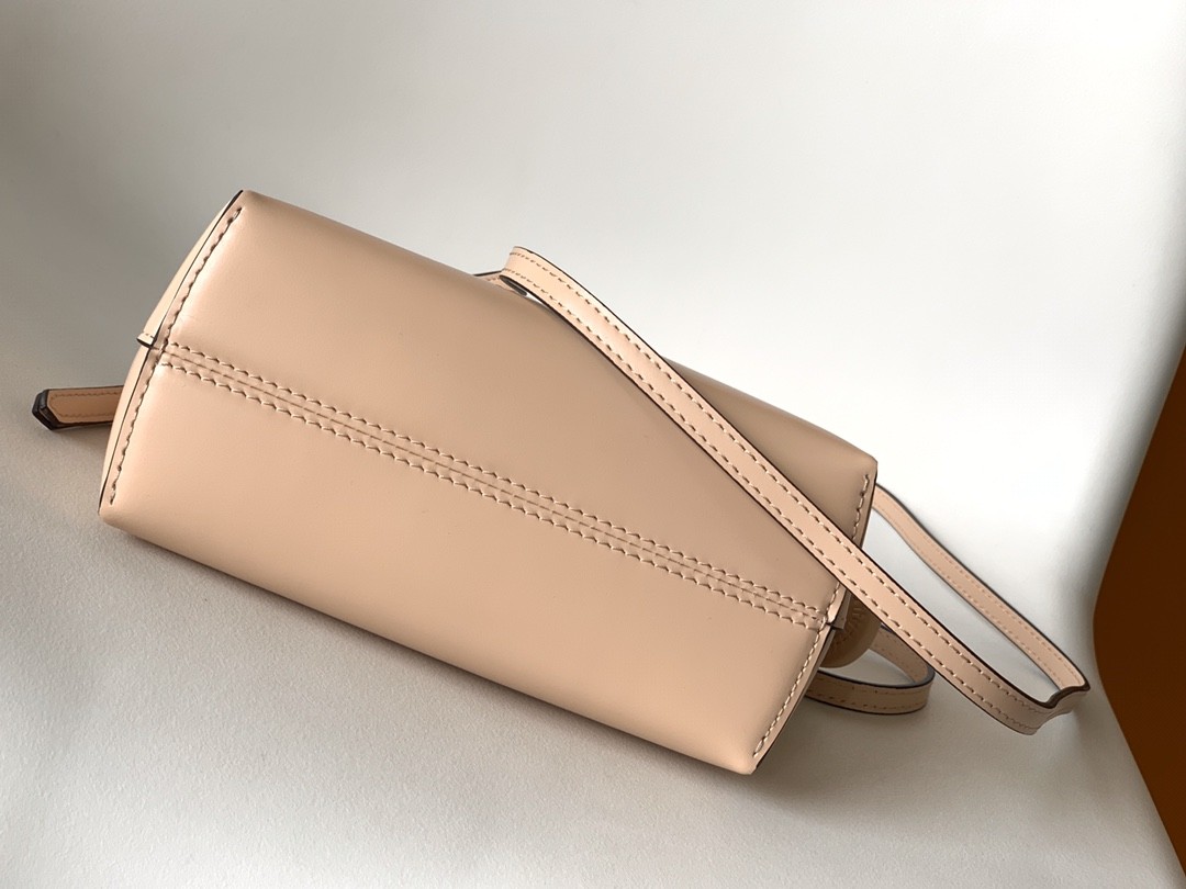 펜디 FENDI ByThe Way 바이 더 웨이 미니 토트 백