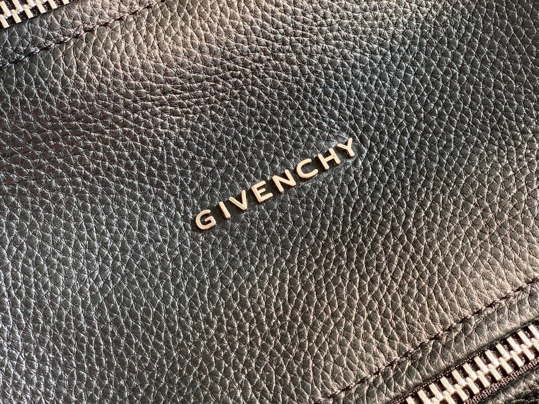 지방시 GIVENCHY 판도라 토트 백
