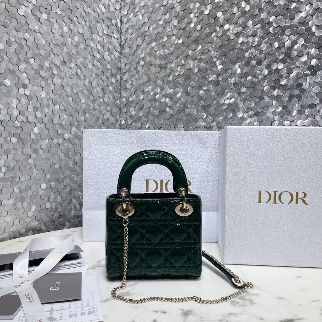 디올 레이디백 미니 페이던트 금장 (딥그린)