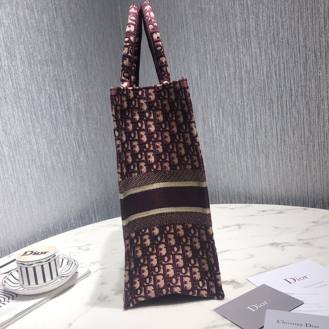 디올 북토트 오블리크 라지 (와인)