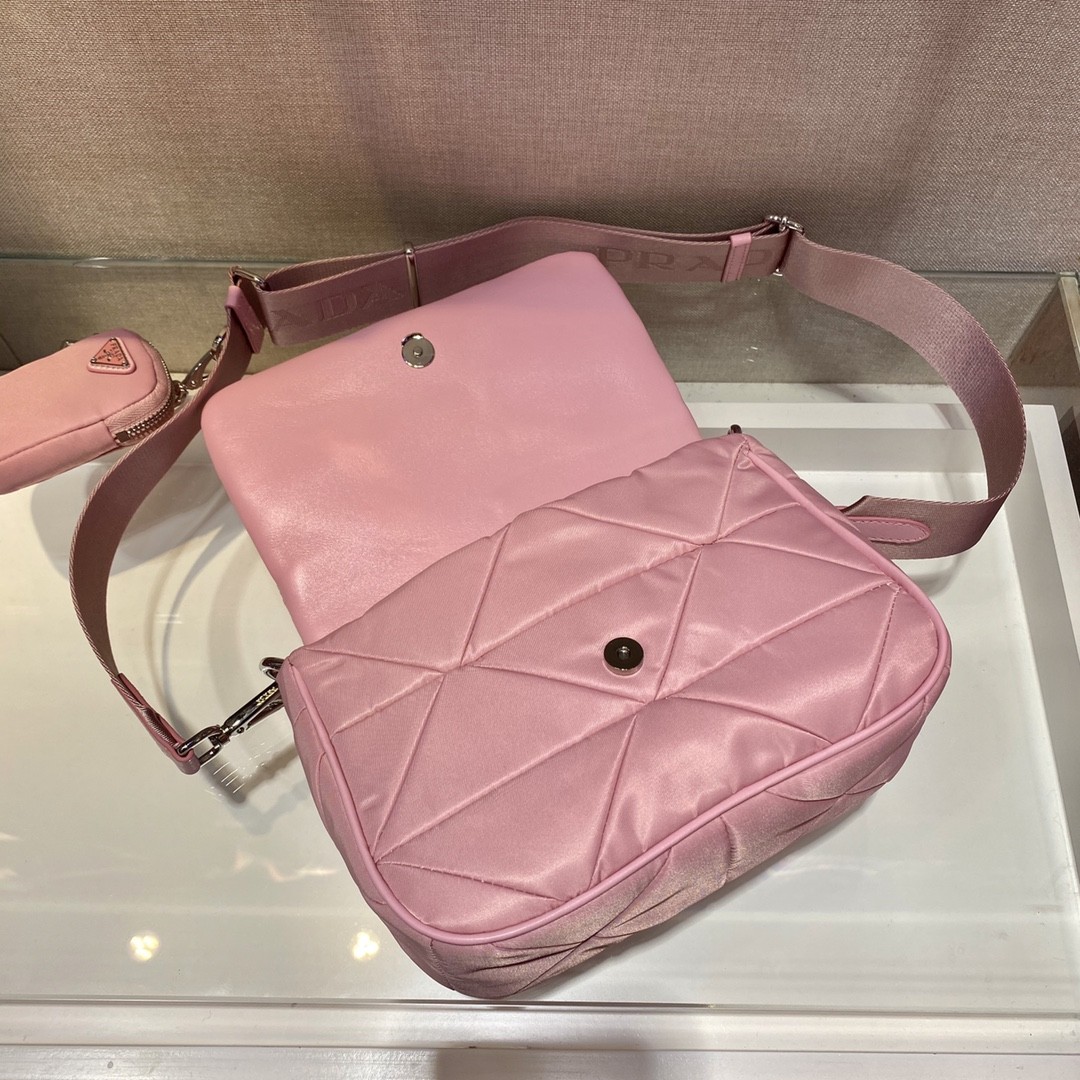 프라다 시스템 나파 패치 워크 숄더백