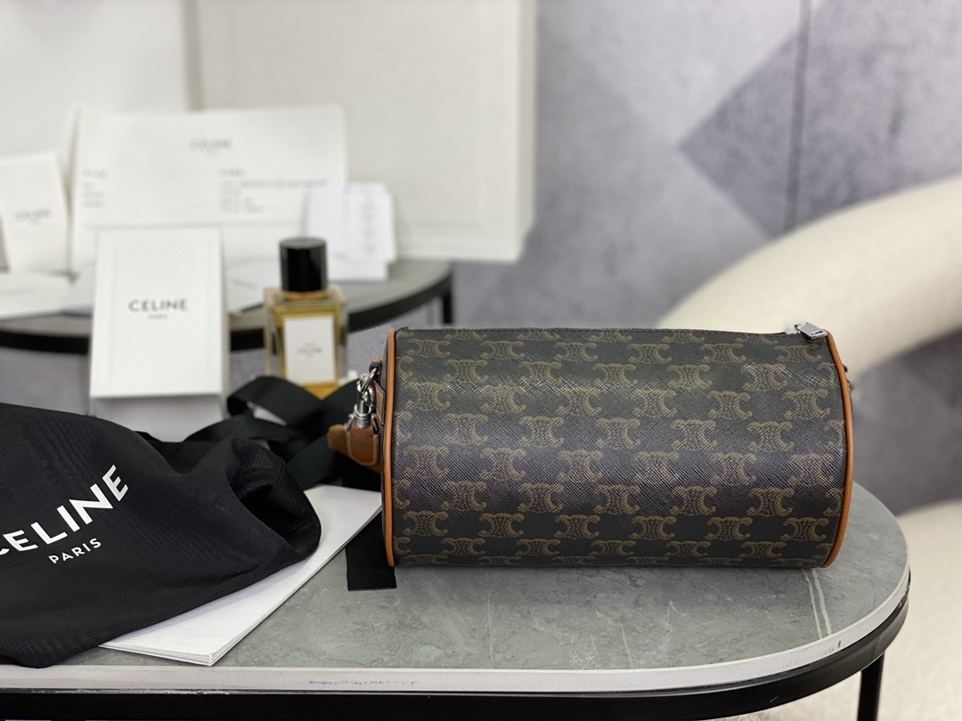 [CELINE-셀린느] 셀린느 트리옹프 캔버스 실린더 백 탄 [ 백경]