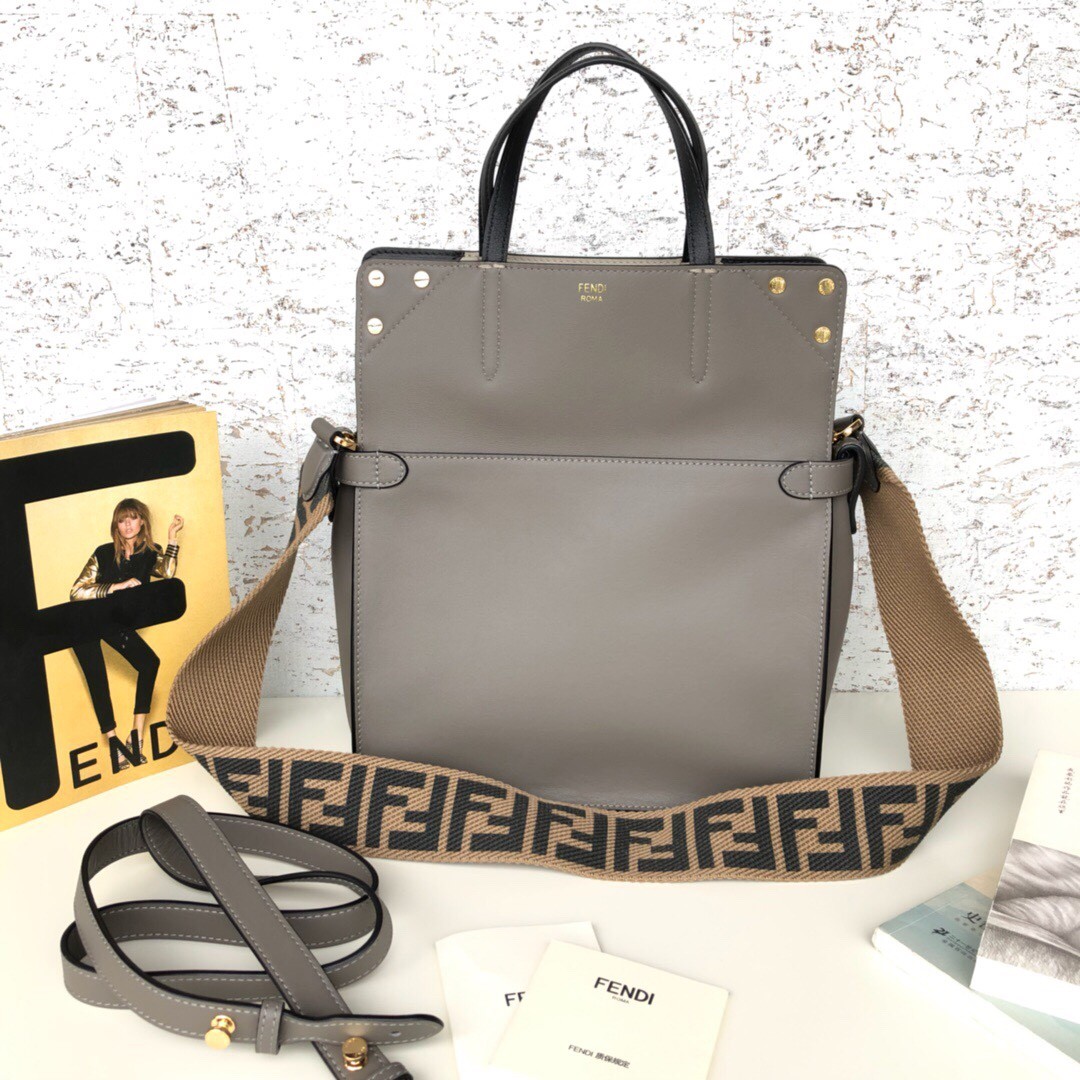 펜디 FENDI 스트랩 토트 백