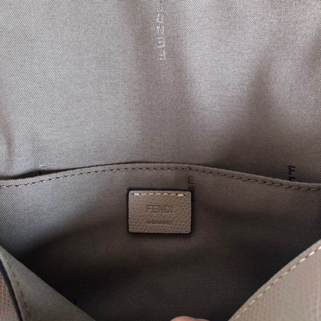 펜디 FENDI 체인 숄더 백