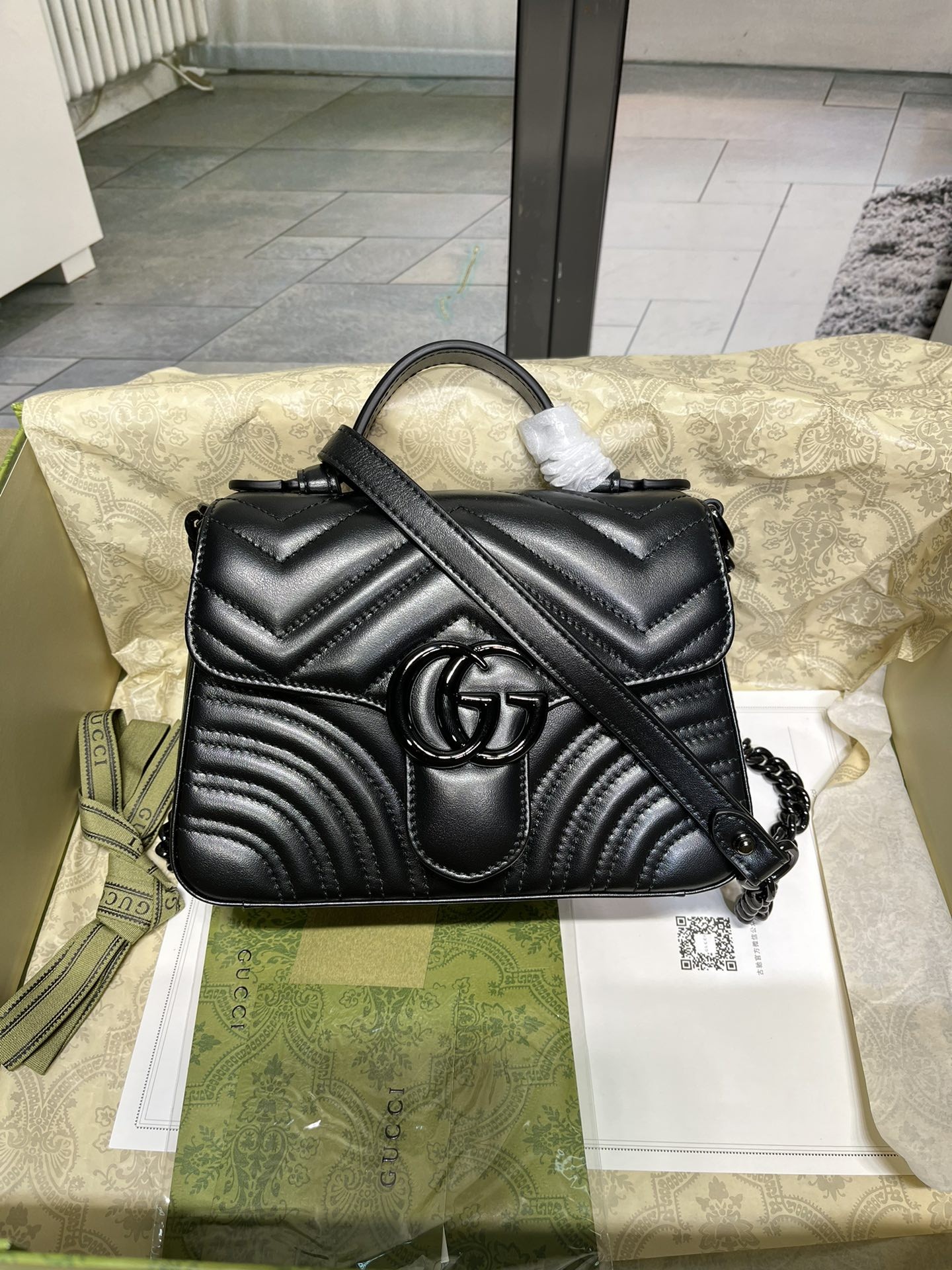 [GUCCI-구찌] 구찌 GG 마몽 미니 탑 핸들백