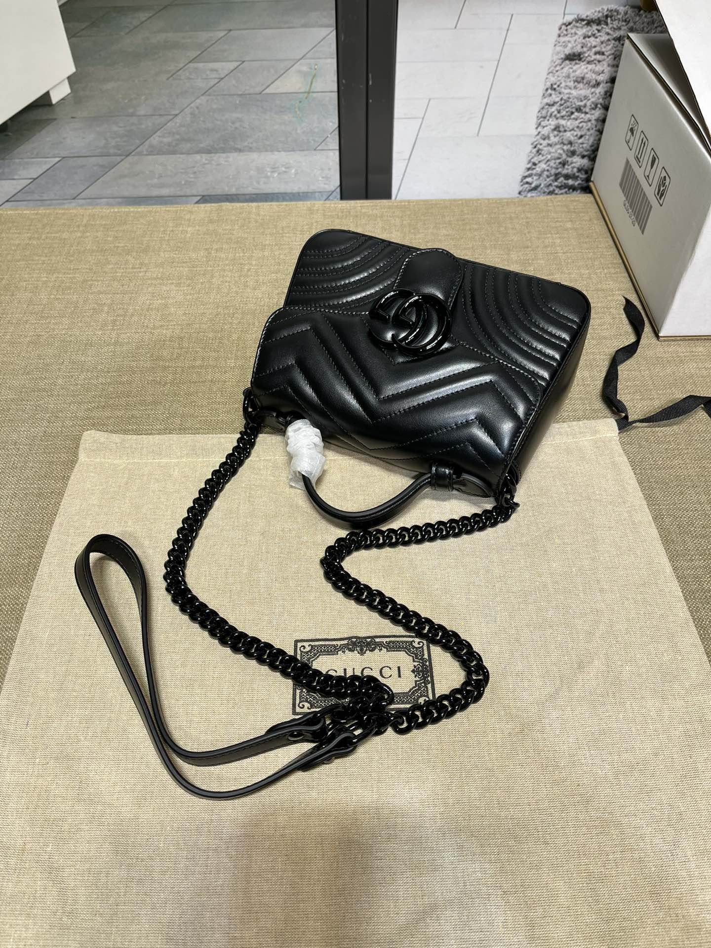 [GUCCI-구찌] 구찌 GG 마몽 미니 탑 핸들백