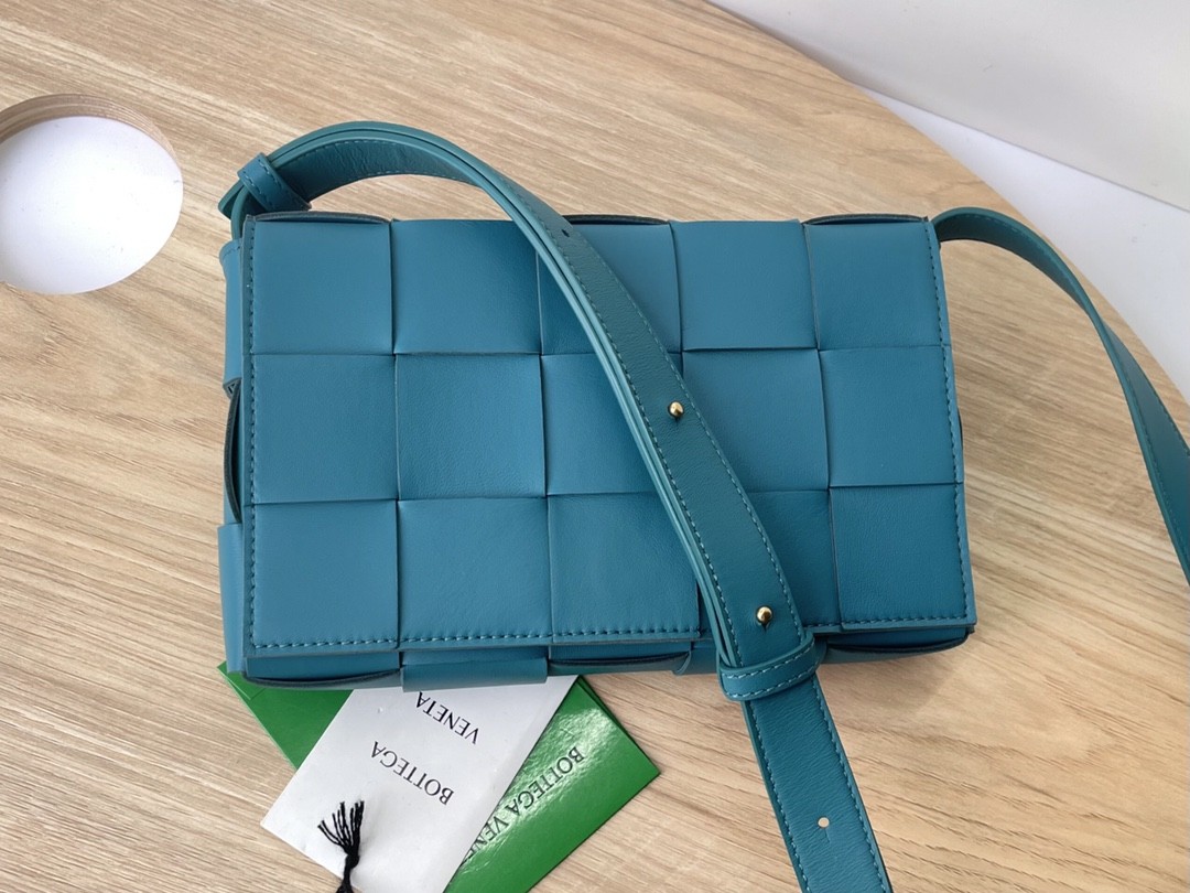 보테가베네타 카세트백