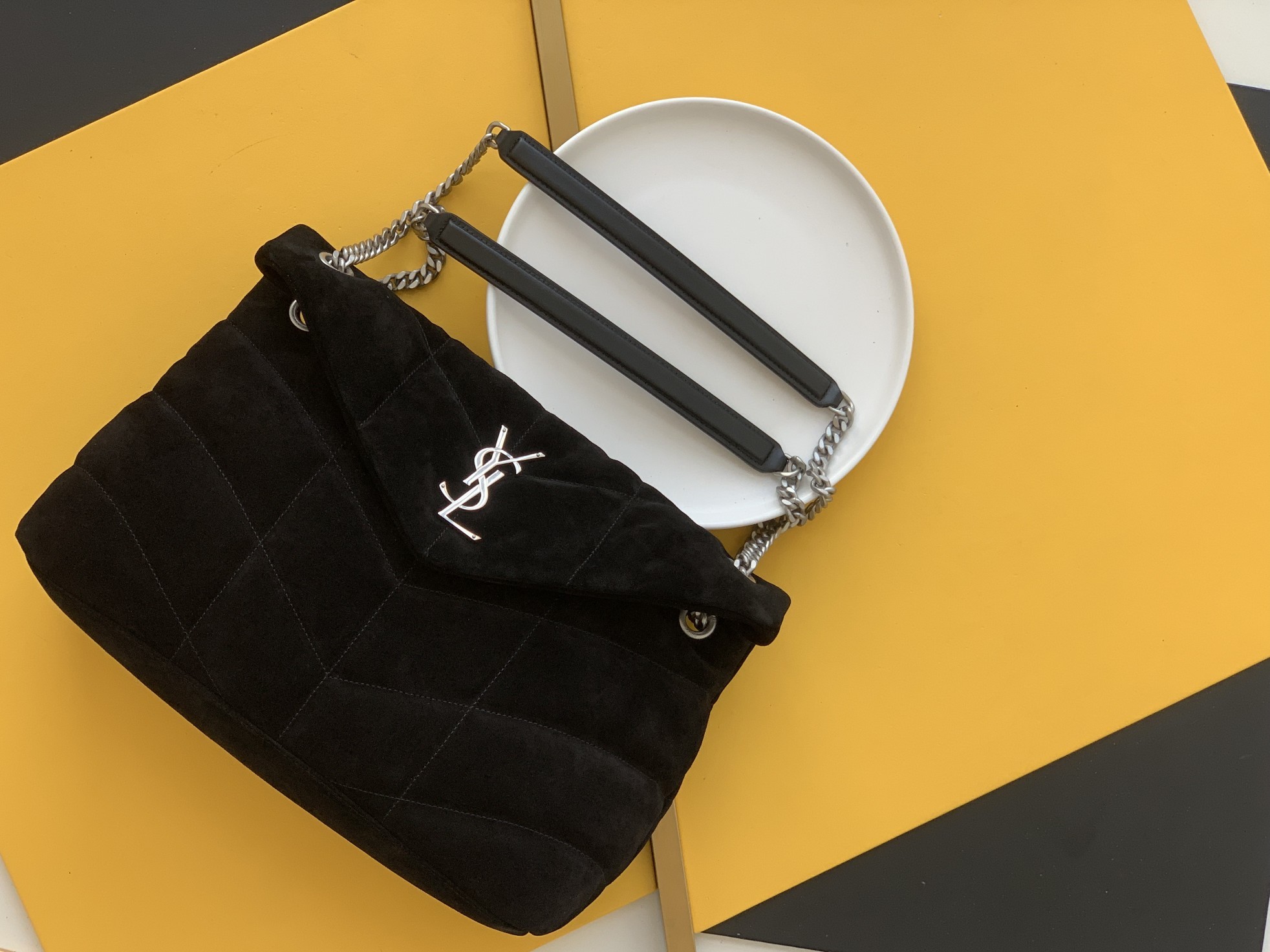 세인트로랑 모노그램 루루 푸퍼백 블랙 은장 (35cm)