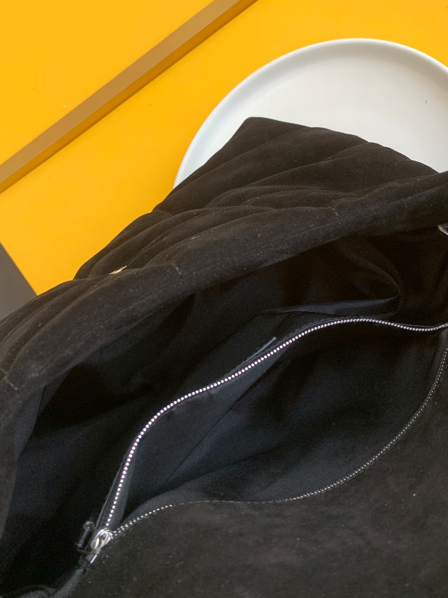 세인트로랑 모노그램 루루 푸퍼백 블랙 은장 (35cm)