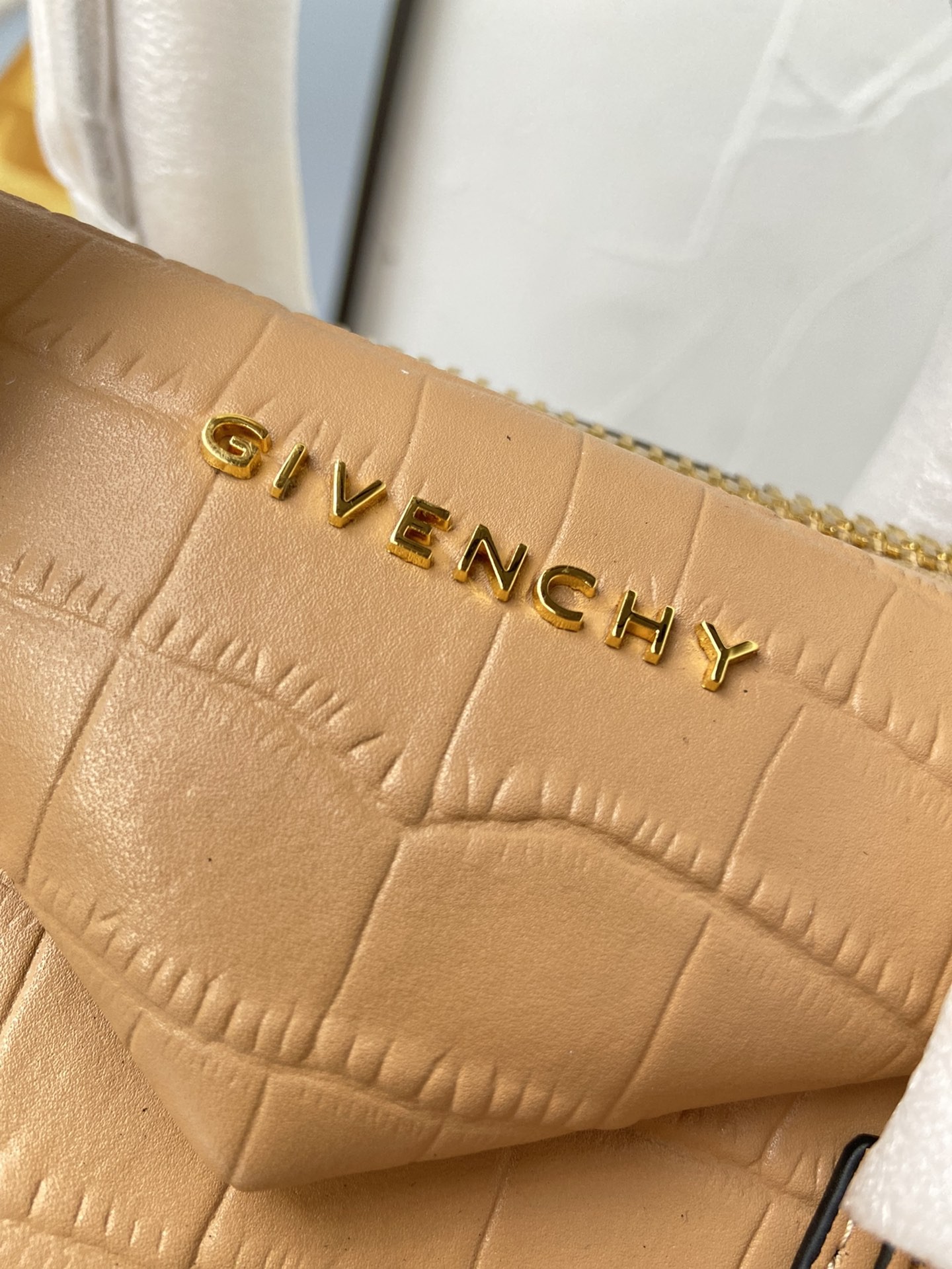 지방시 GIVENCHY Antigona tote 안티고나 토트 백