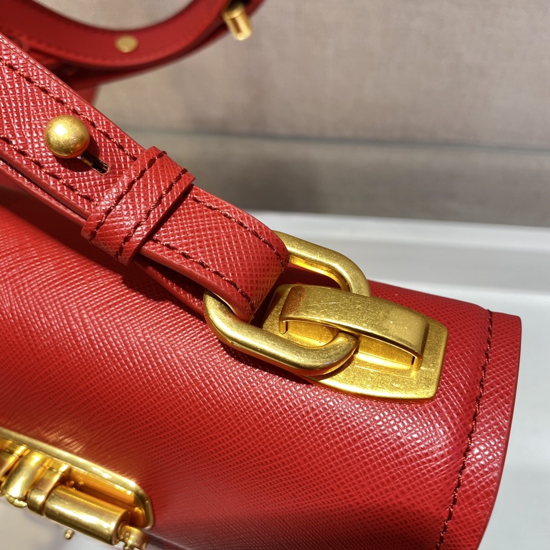 프라다 사피아노 심볼 숄더백