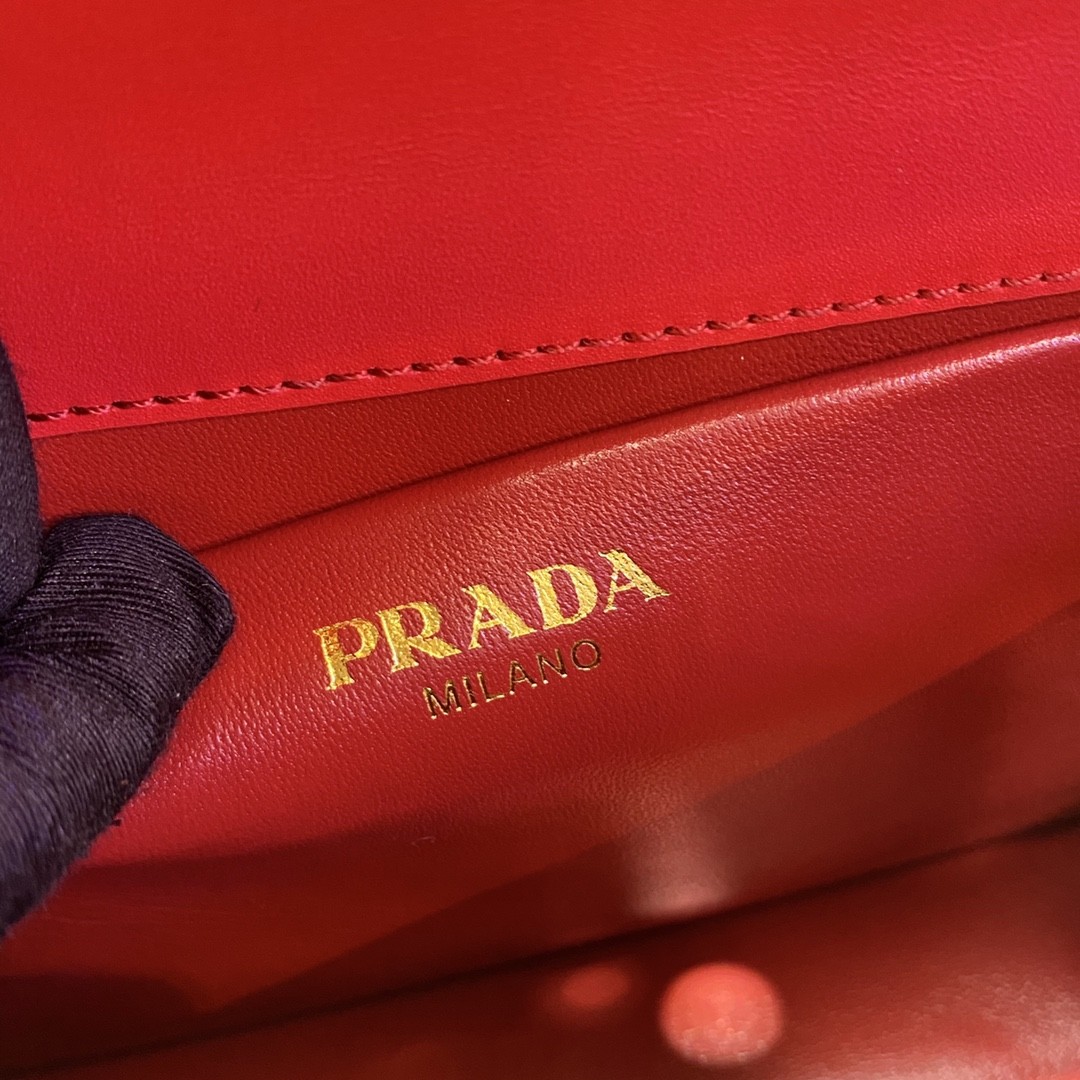 프라다 사피아노 심볼 숄더백