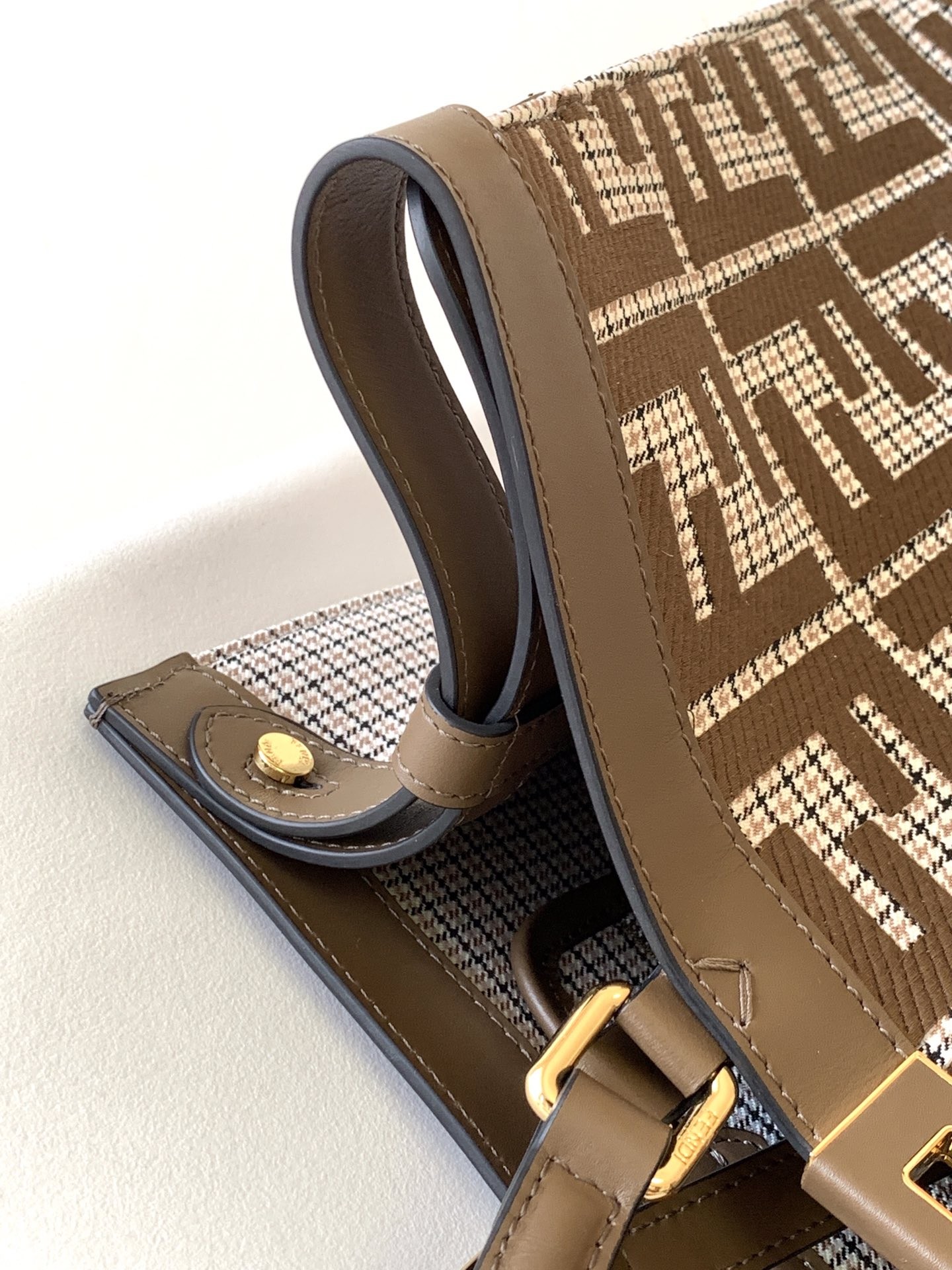 펜디 FENDI 피카부 X-토트백