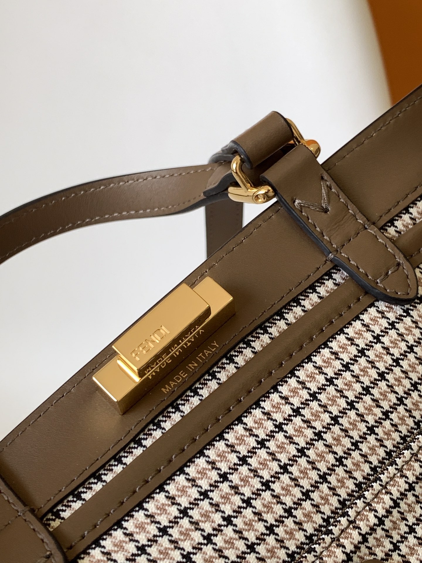 펜디 FENDI 피카부 X-토트백