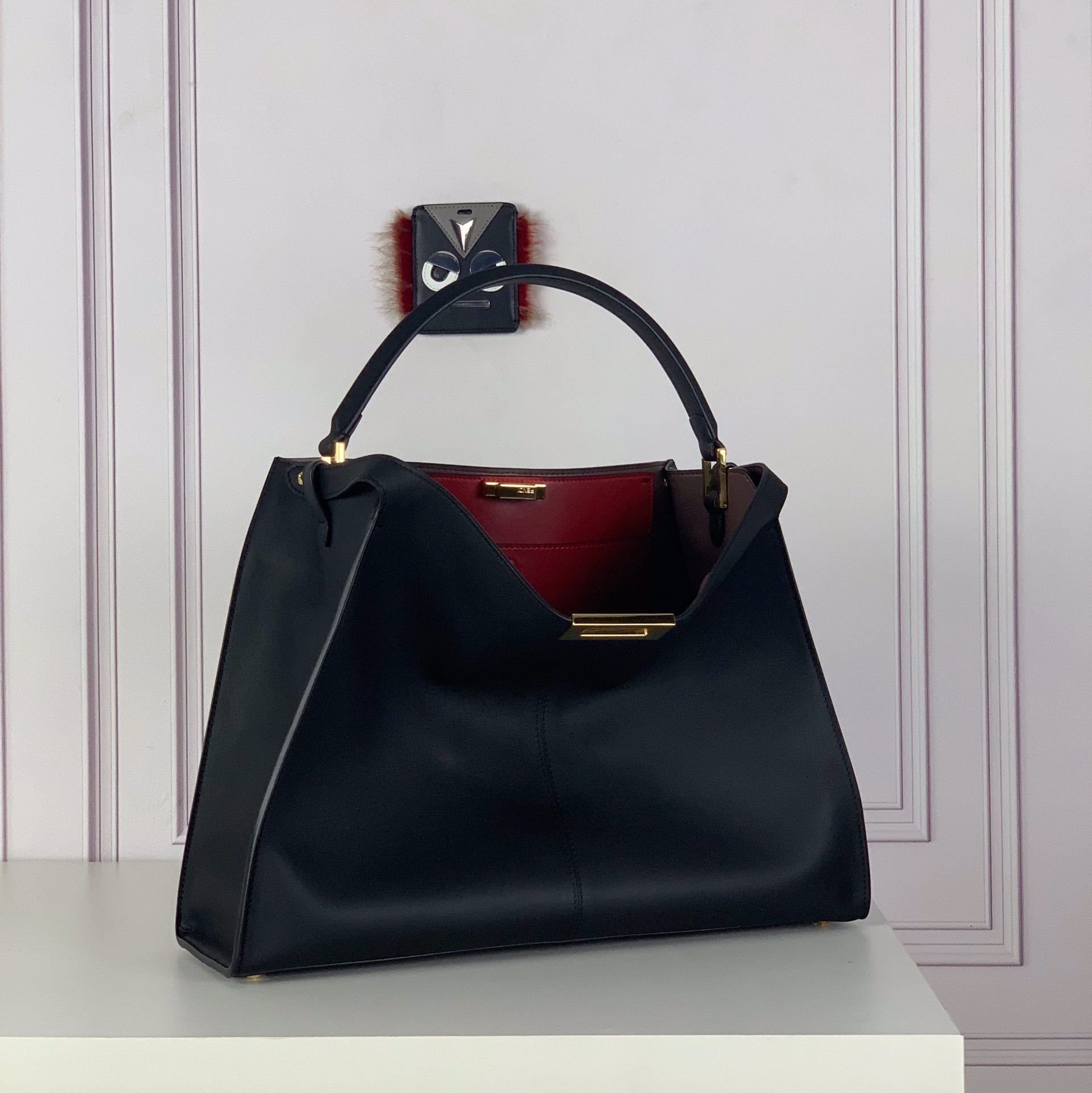 펜디 피카부 X 라이트 백 라지