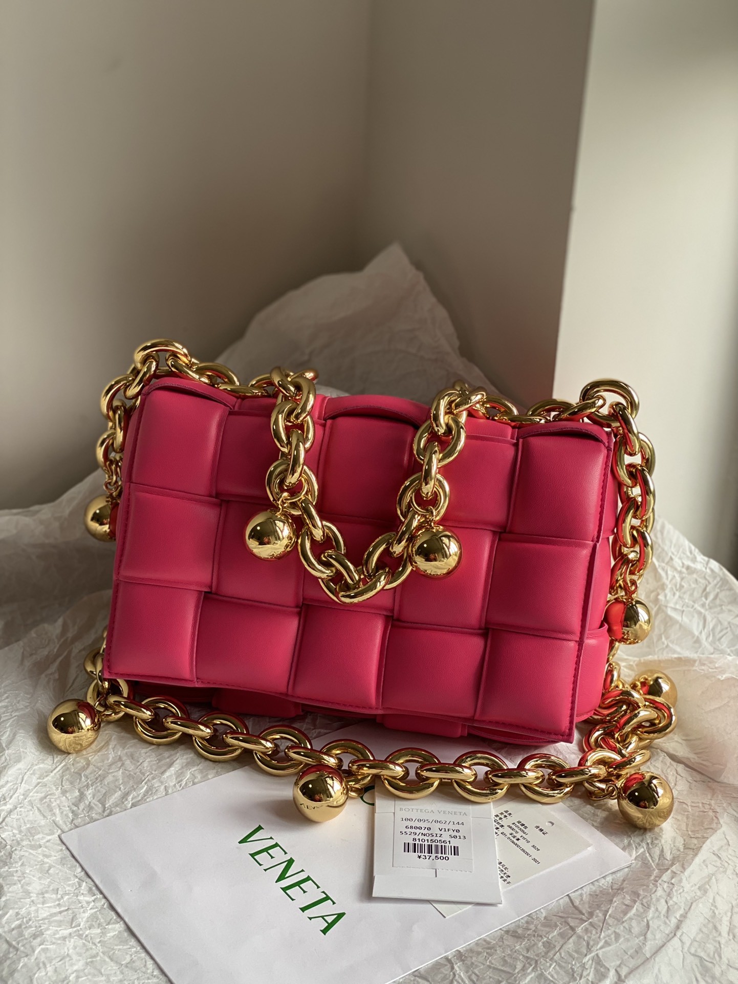 보테가베네타 숄더백