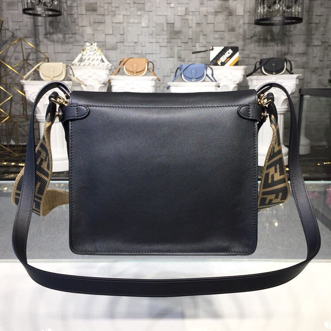 펜디 FENDI 스트랩 토트 백