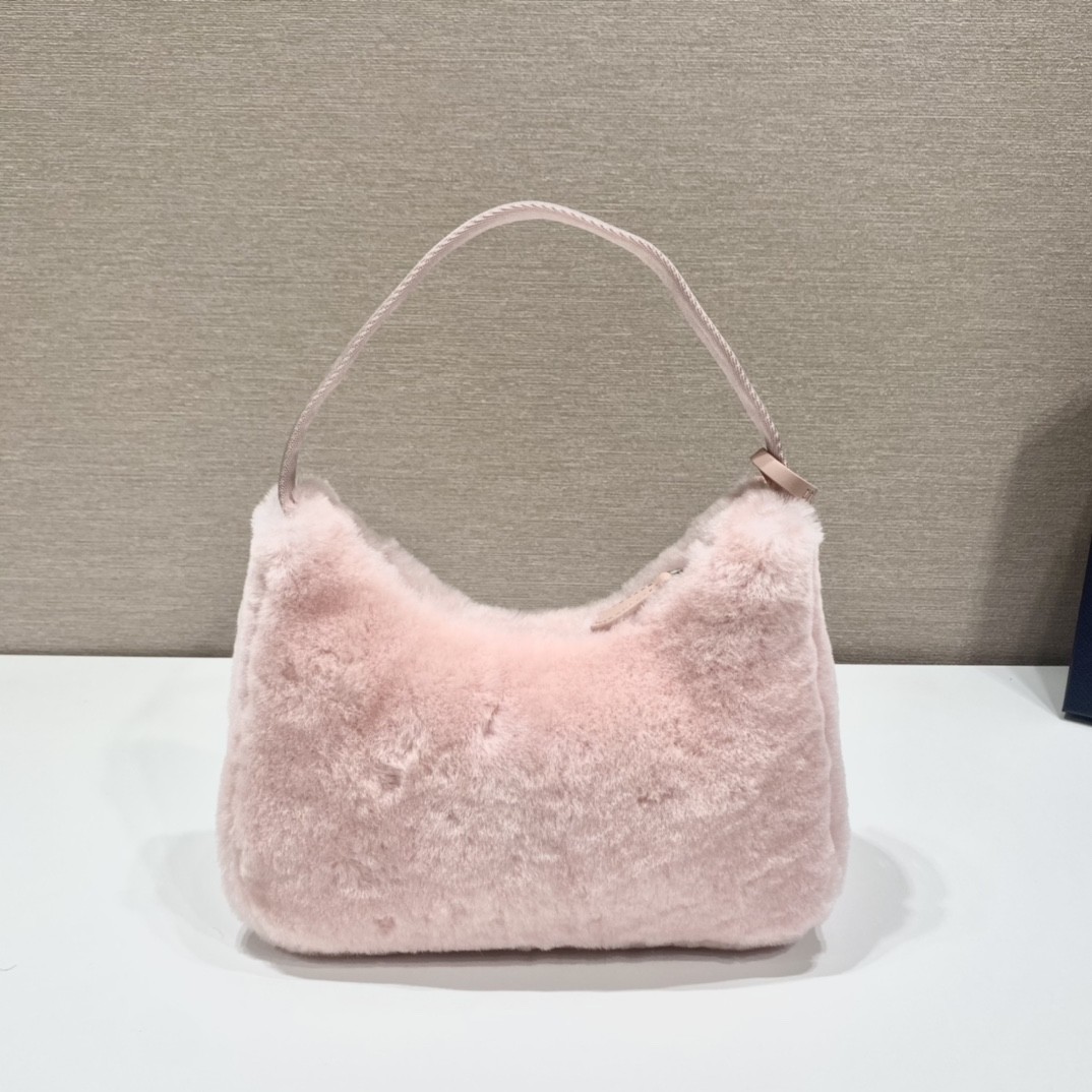 프라다 리에디션 호보백