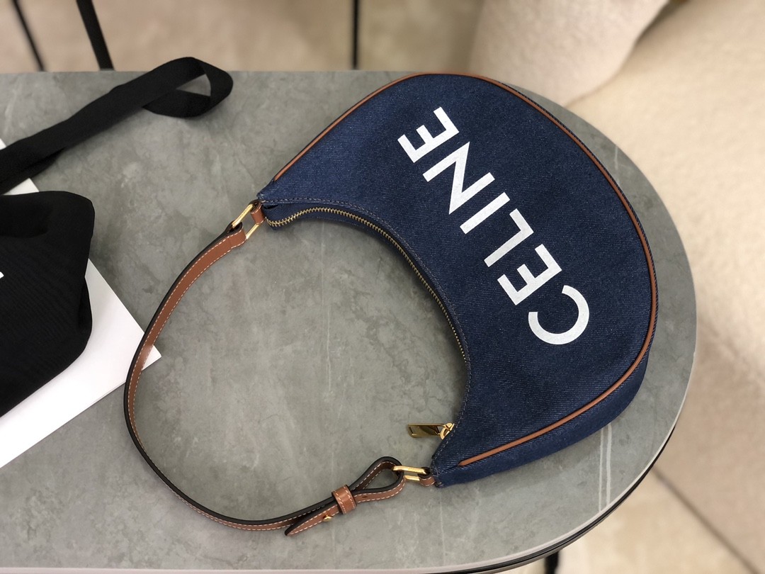 [CELINE-셀린느] 아바 로고 데님 레더 스트랩 호보백  [백경]