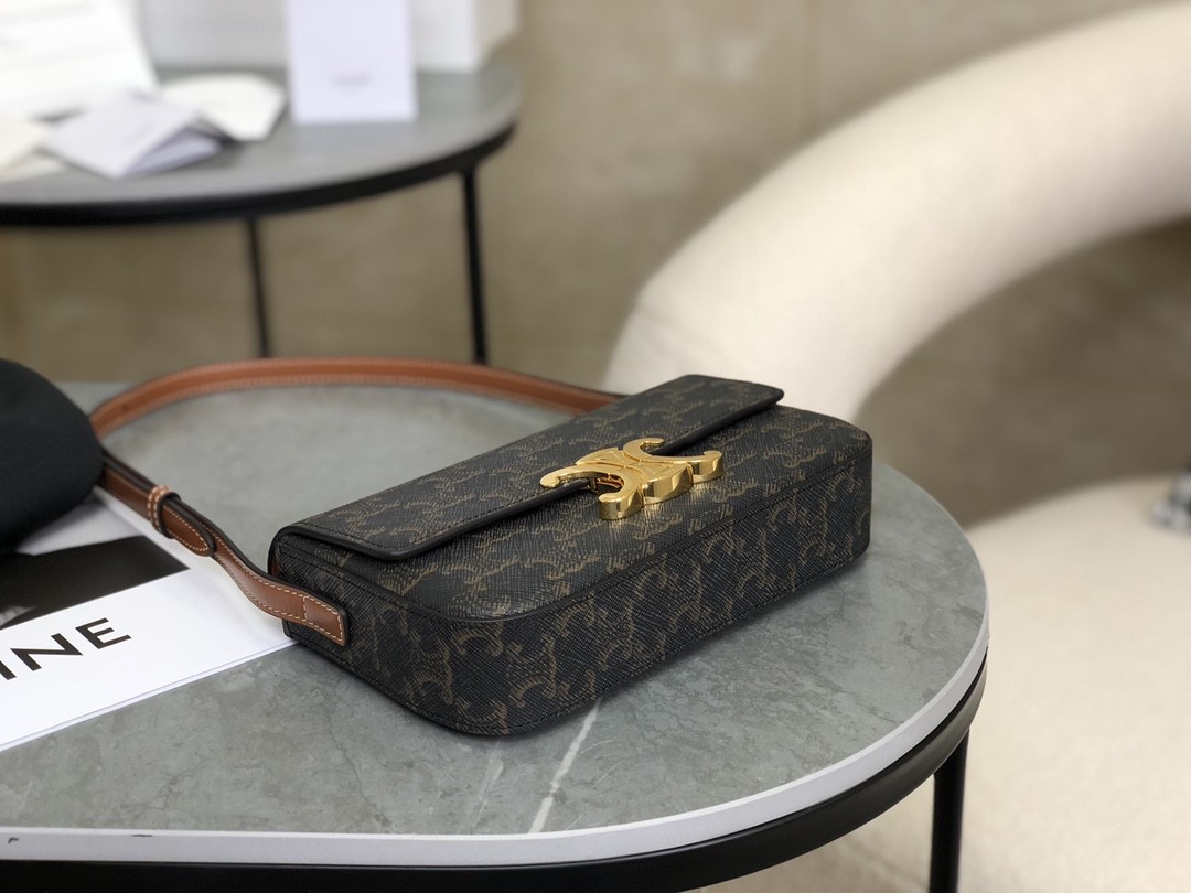 셀린느 카프스킨 트리옴페 숄더백 [백경]