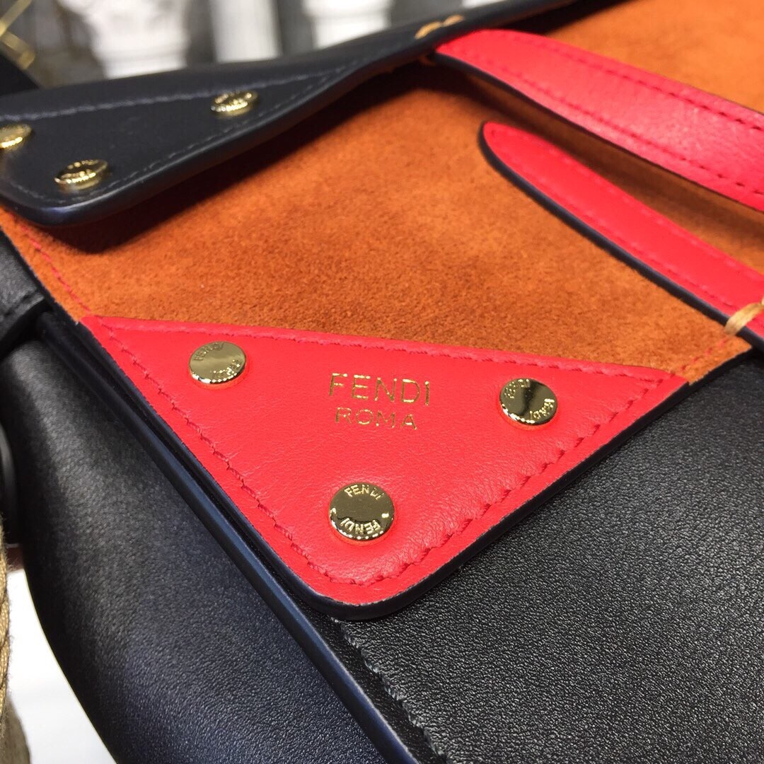 펜디 FENDI 스트랩 토트 백