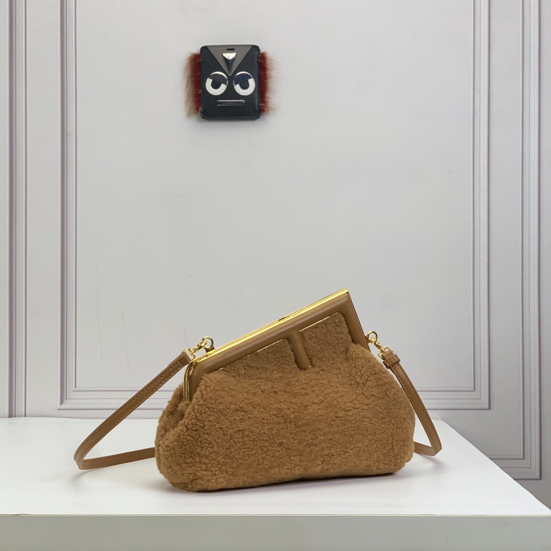 펜디 퍼스트 스몰