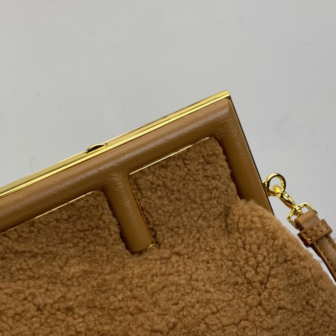 펜디 퍼스트 스몰