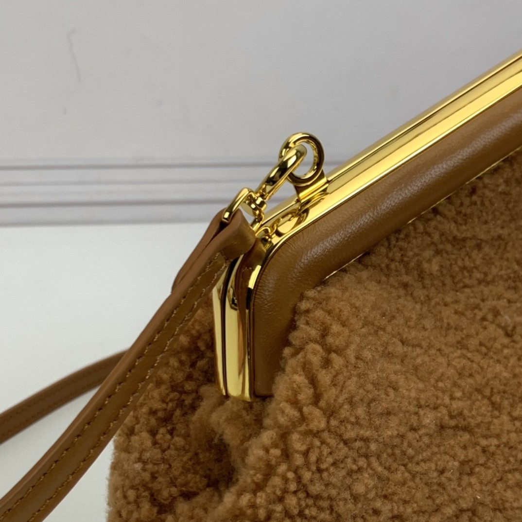 펜디 퍼스트 스몰