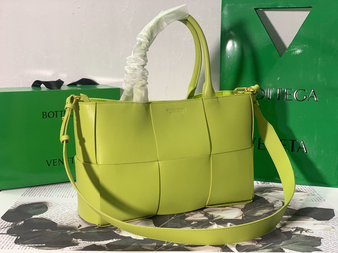 보테가베네타 토트백