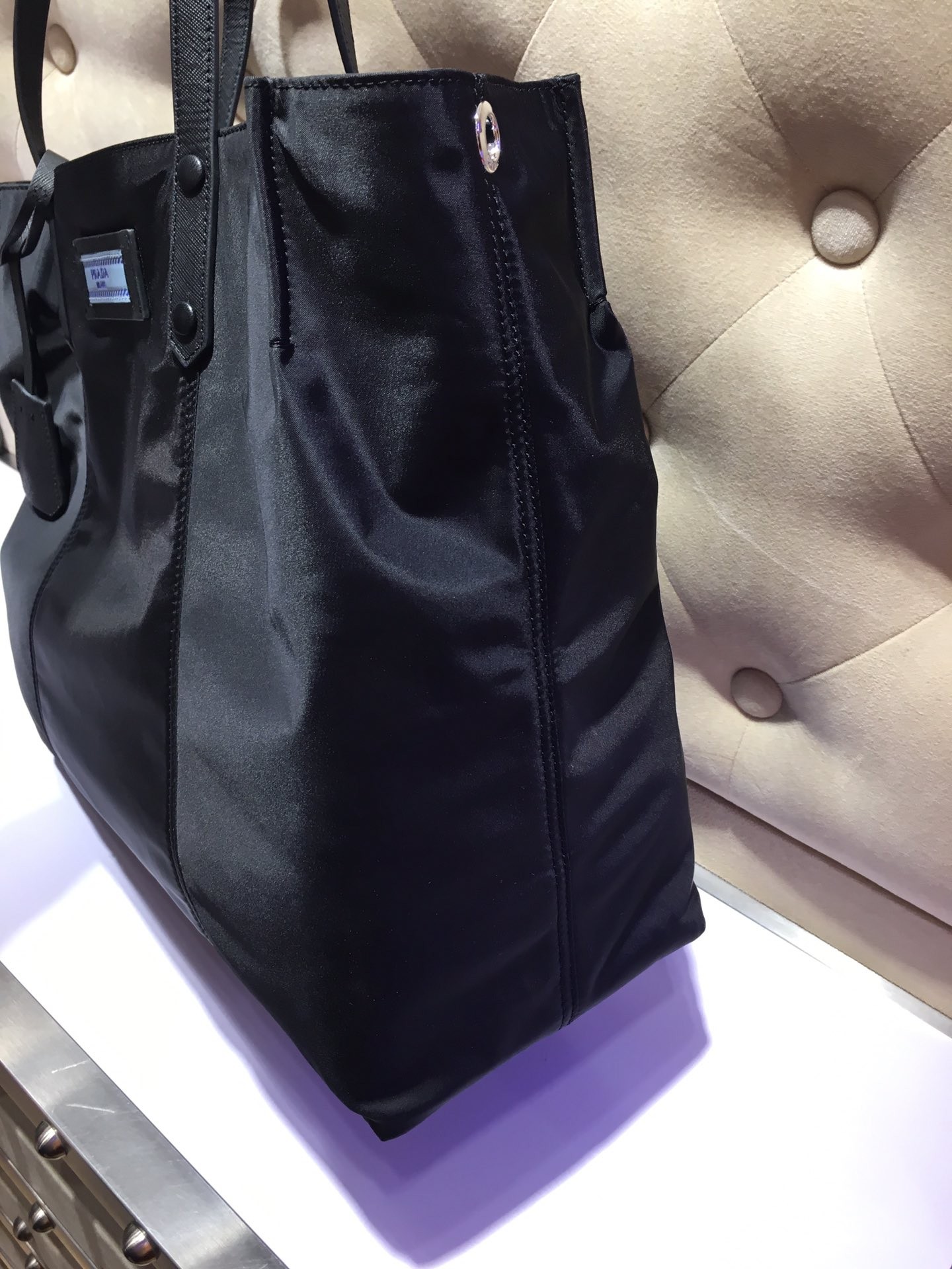 프라다 나일론 에티켓 토트백