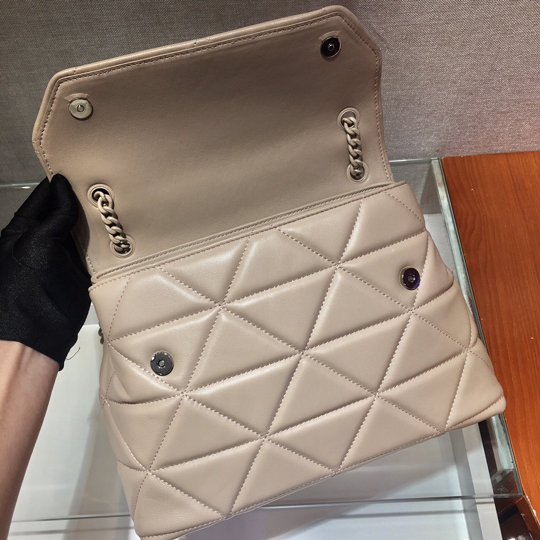 프라다 스펙트럼 나파 레더 숄더백