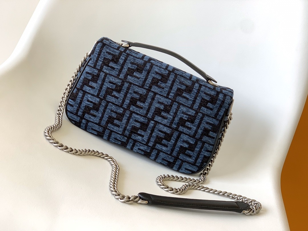 펜디 FENDI 탑 핸들 바게트 숄더백