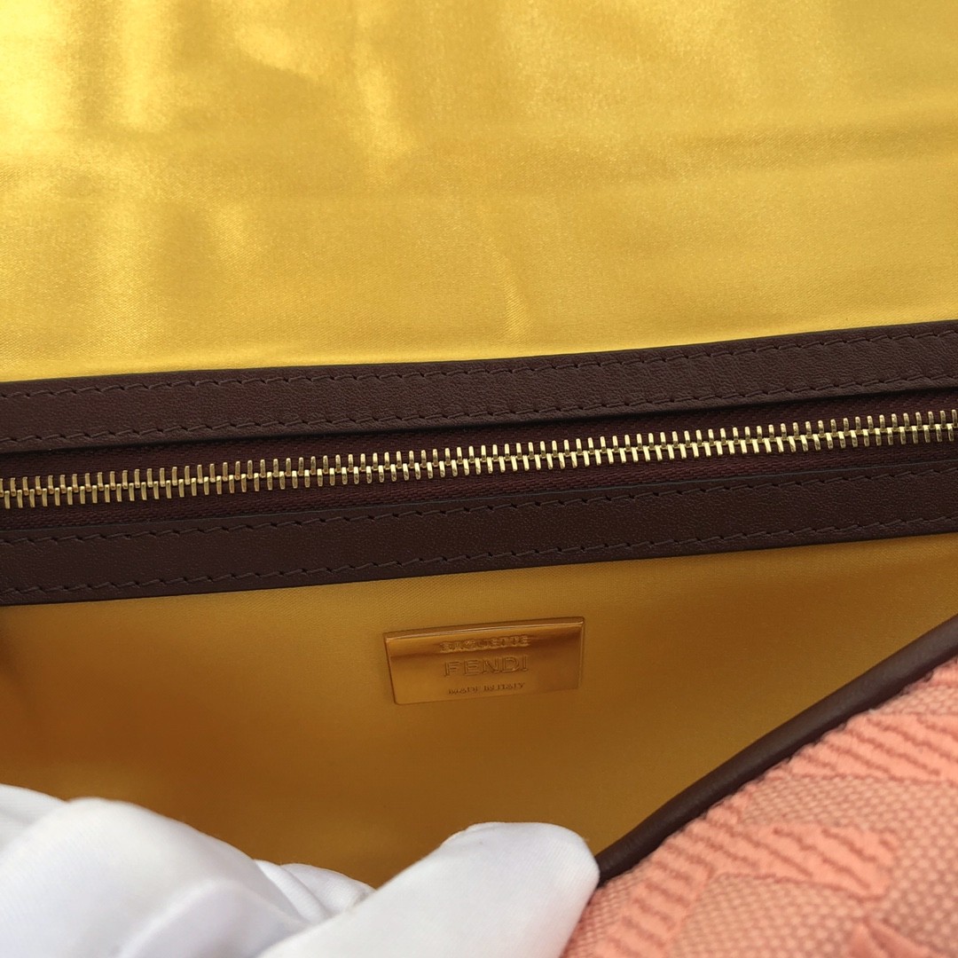 펜디 FENDI Bagutte 바게트 숄더 백