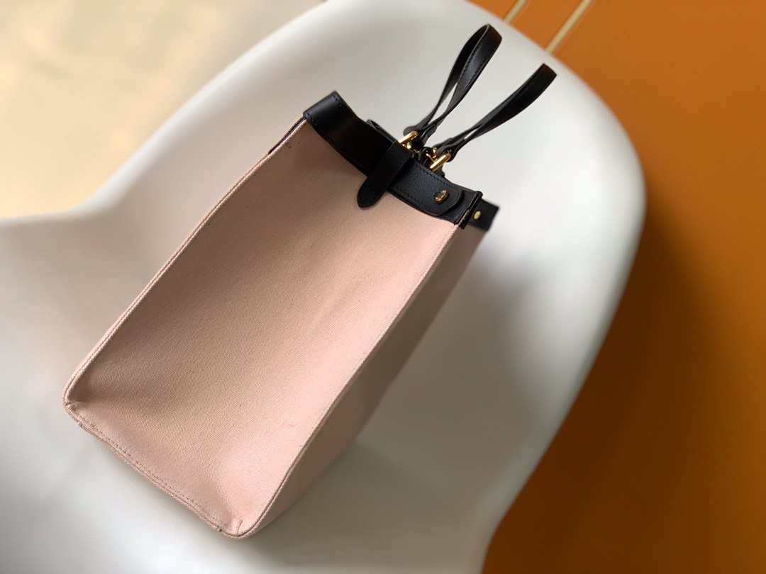 펜디 FENDI peekaboo X-tote 피카부 토트 백