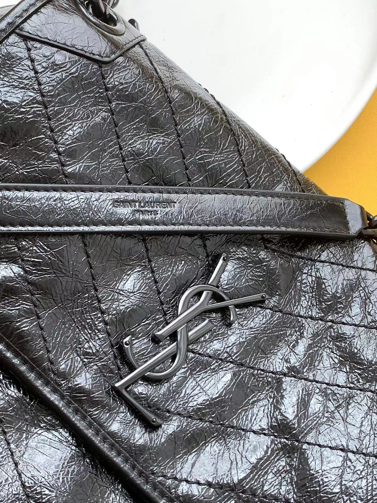 세인트로랑 YSL 모노그램 니키 체인 백