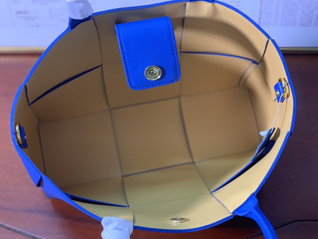 보테가베네타 토트백