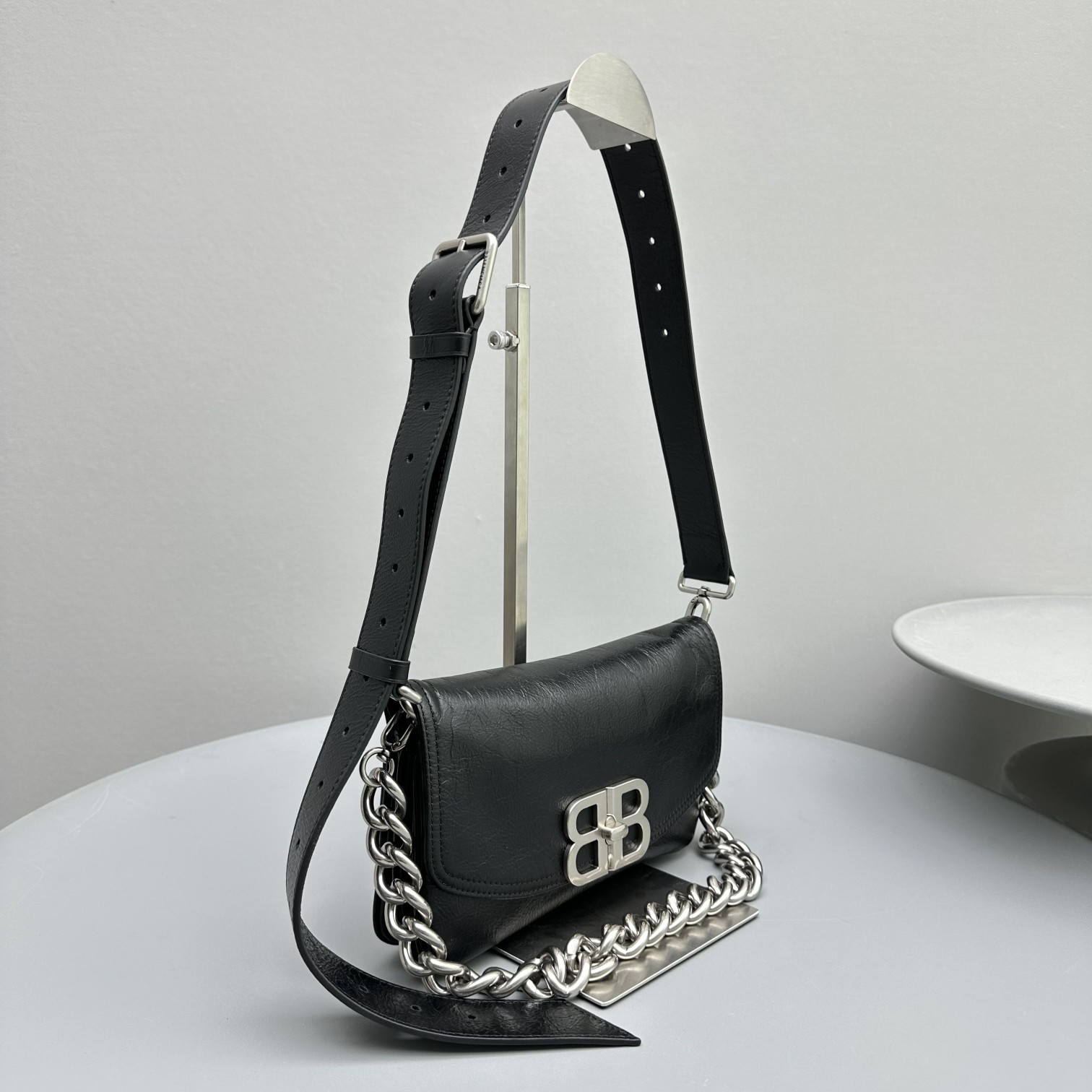 발렌시아가 BB 소프트 스몰 크로스백