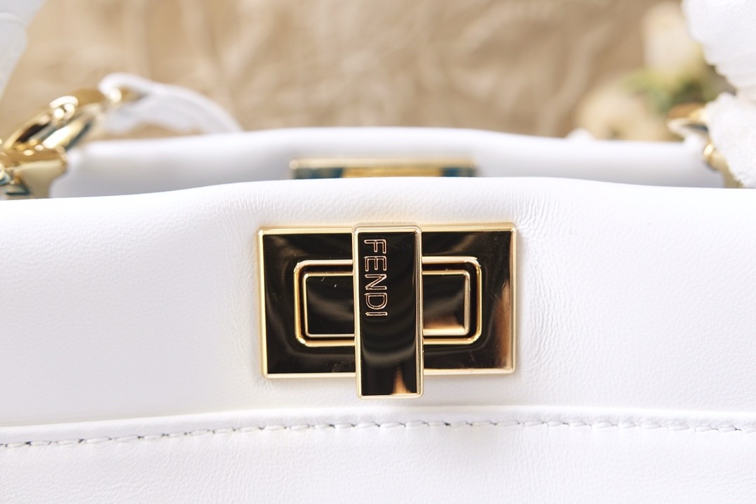 펜디 FENDI 피카부 토트 백