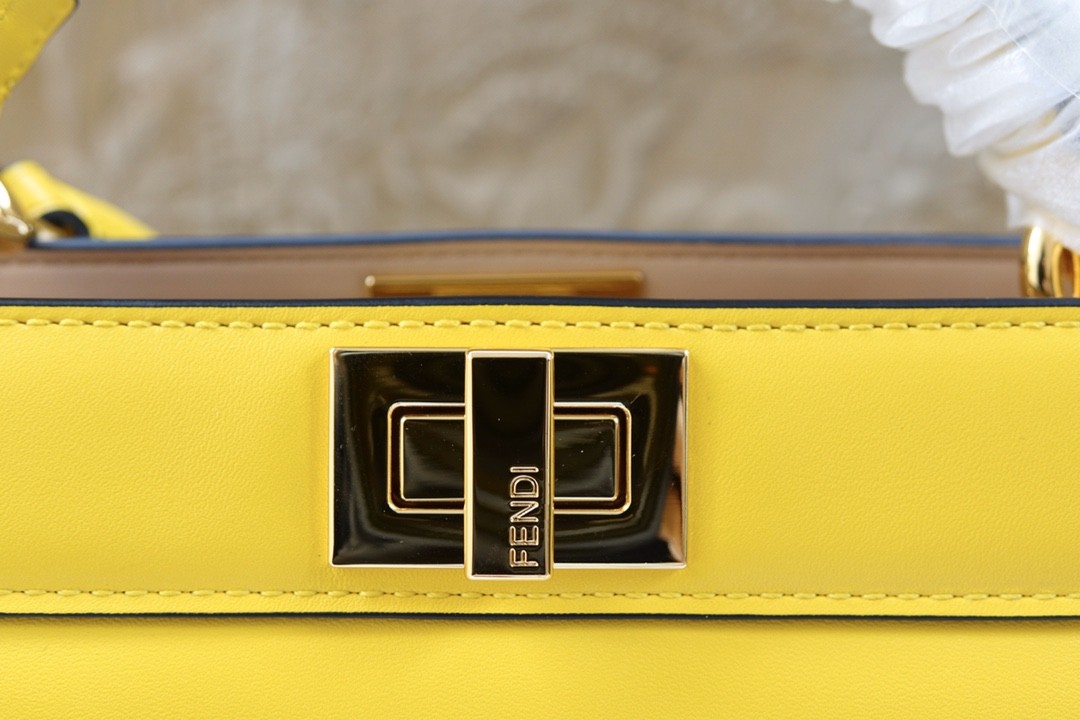 펜디 피카부 토트백