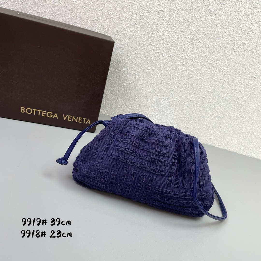 보테가베네타 숄더백