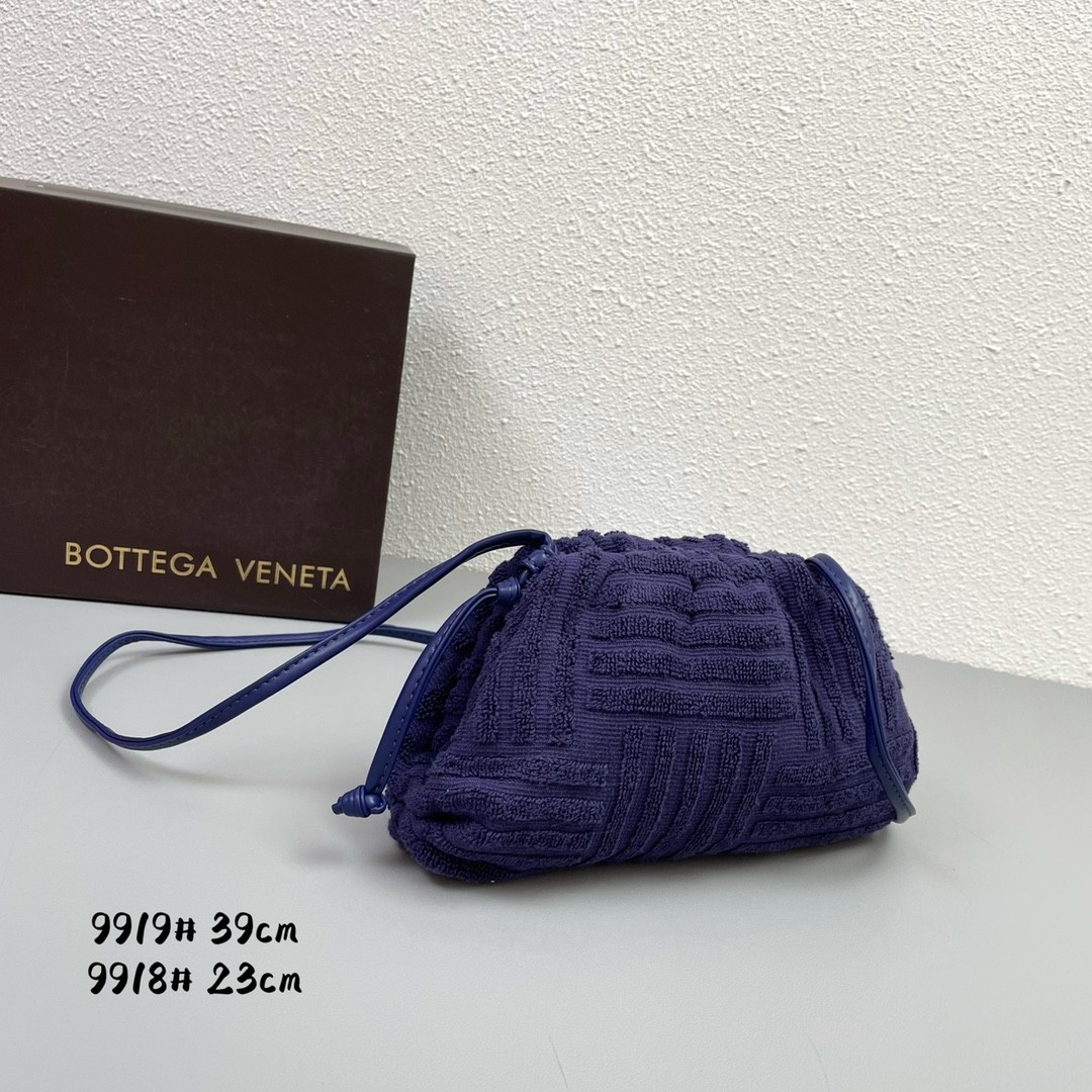 보테가베네타 숄더백