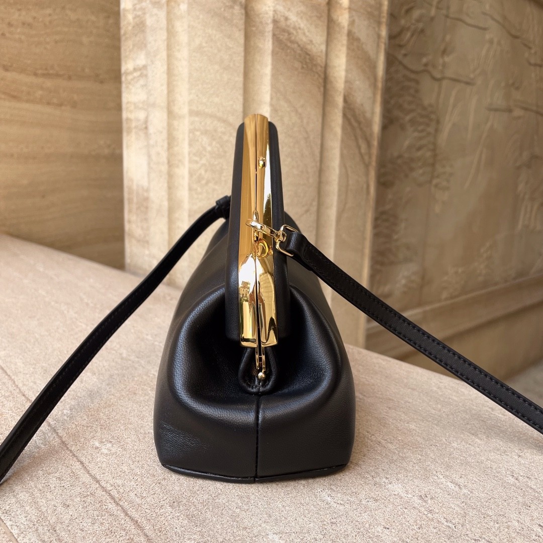 펜디 퍼스트 숄더백