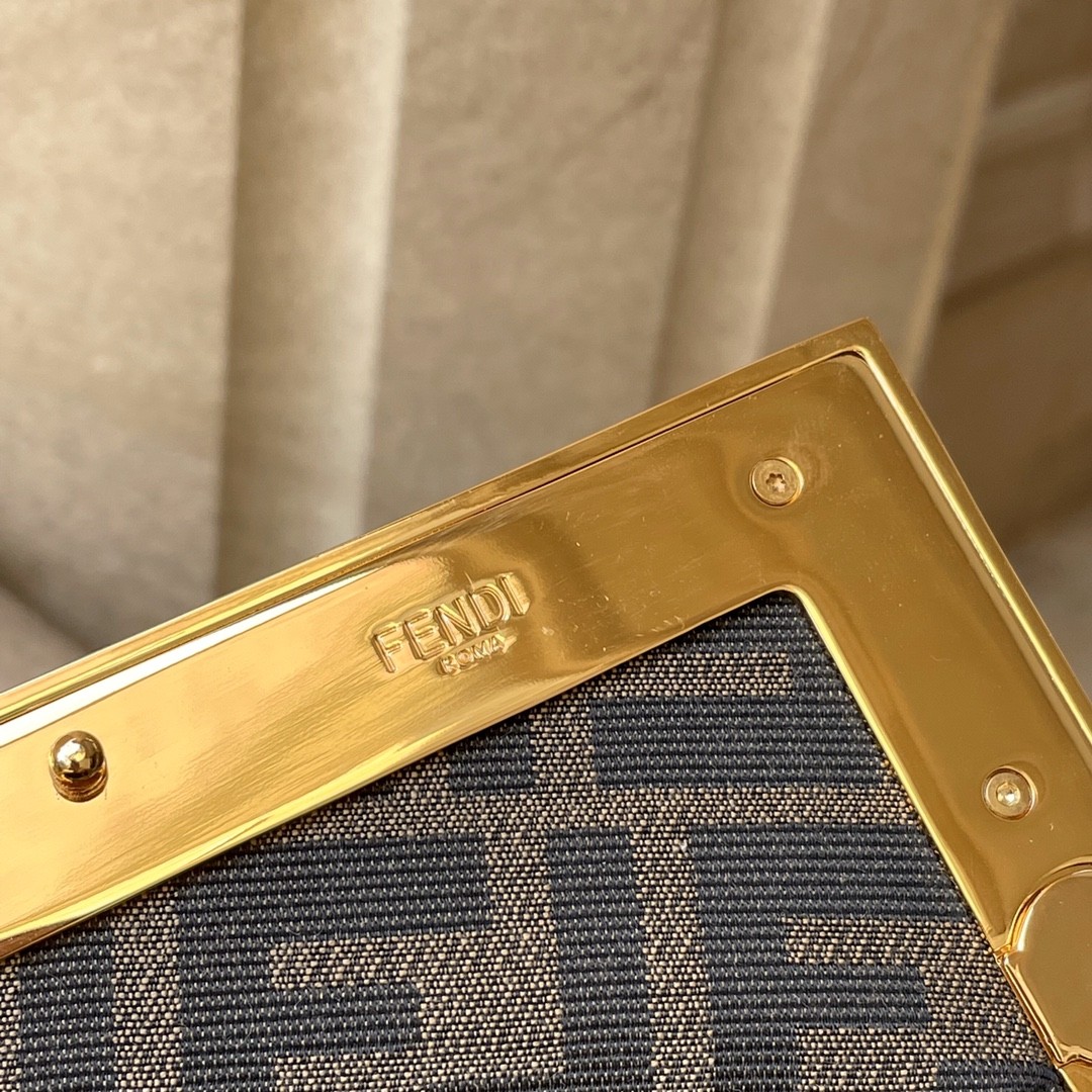 펜디 퍼스트 숄더백