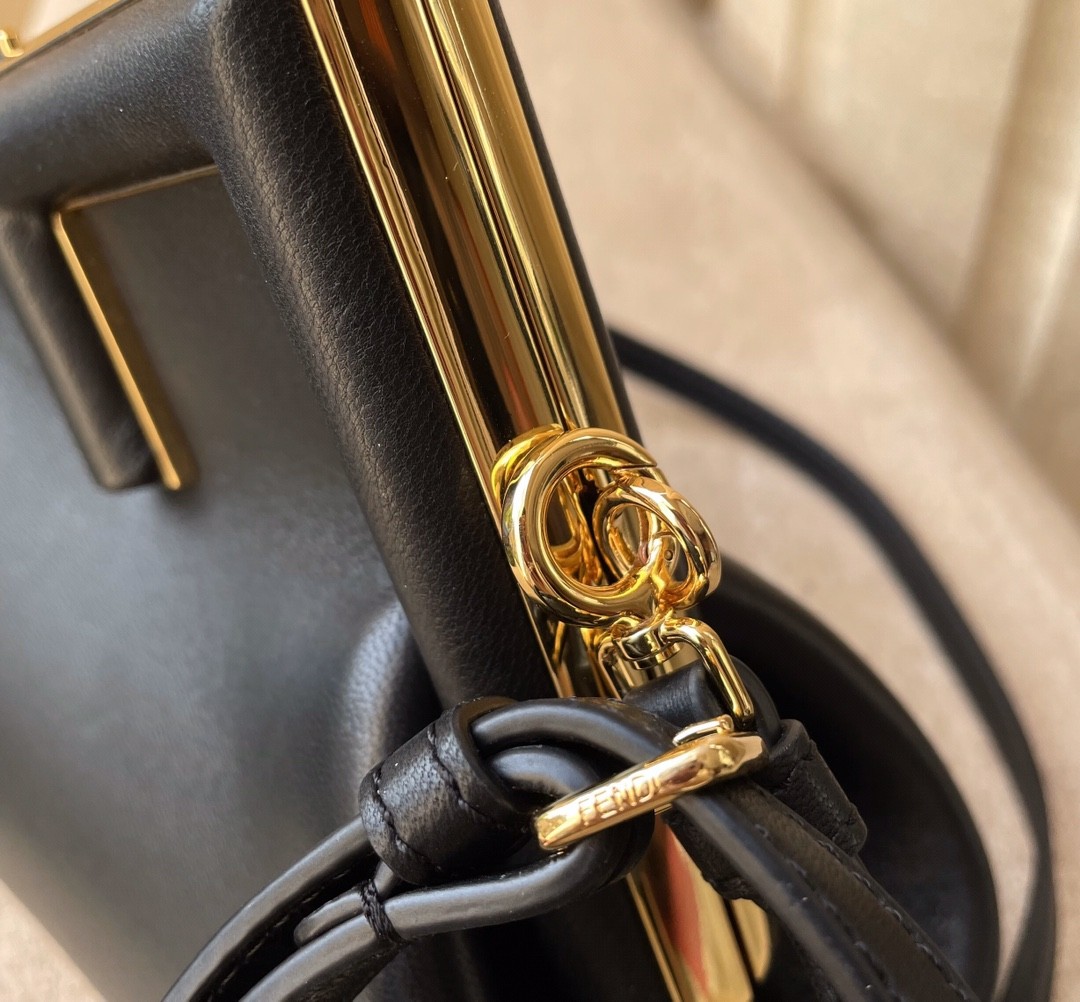 펜디 퍼스트 숄더백