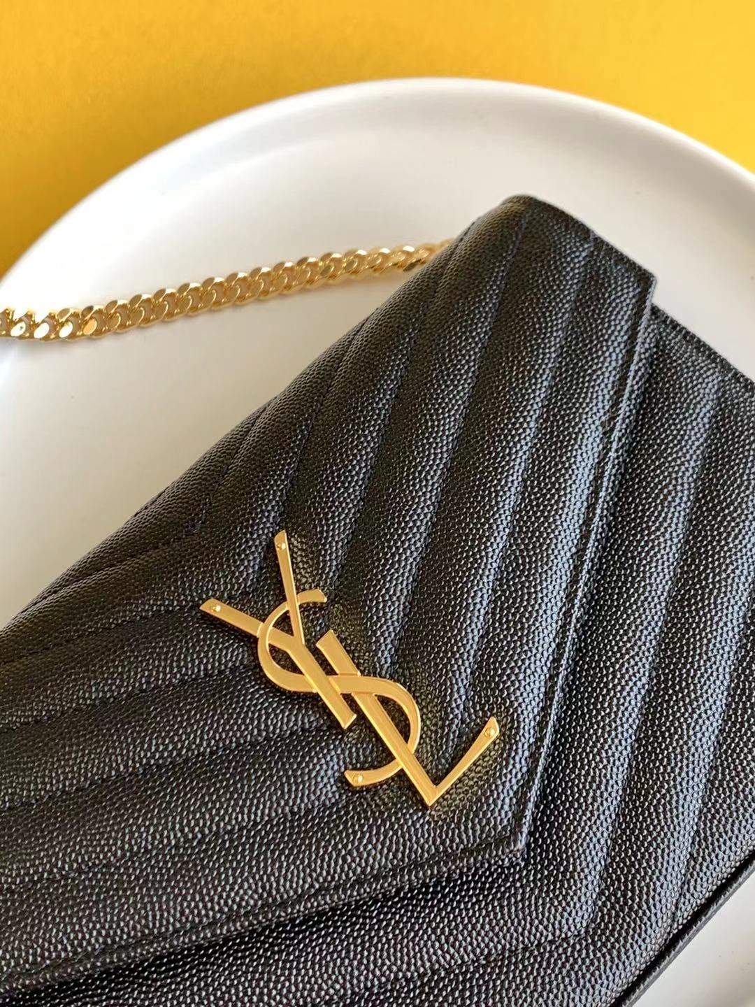 세인트로랑 YSL 로고 모노그램 체인 숄더백 블랙 (금장)