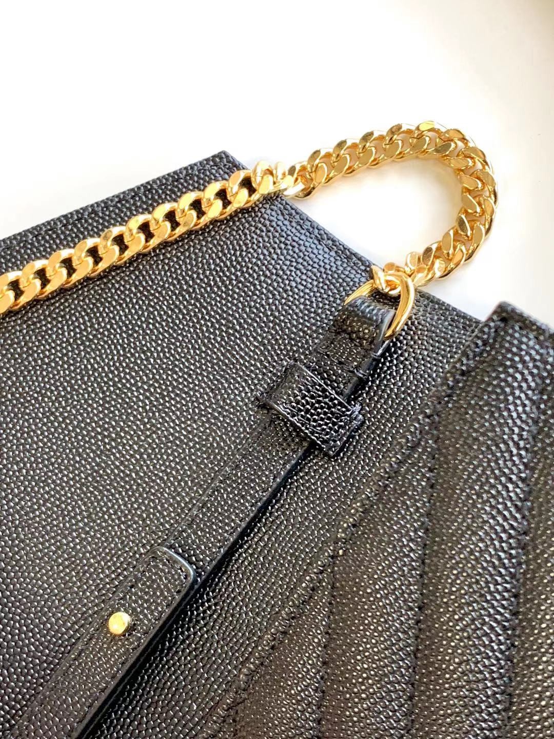 세인트로랑 YSL 로고 모노그램 체인 숄더백 블랙 (금장)