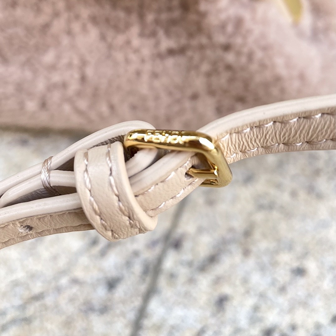 펜디 퍼스트 스몰 숄더백