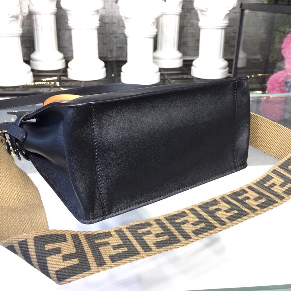 펜디 FENDI 스트랩 토트 백