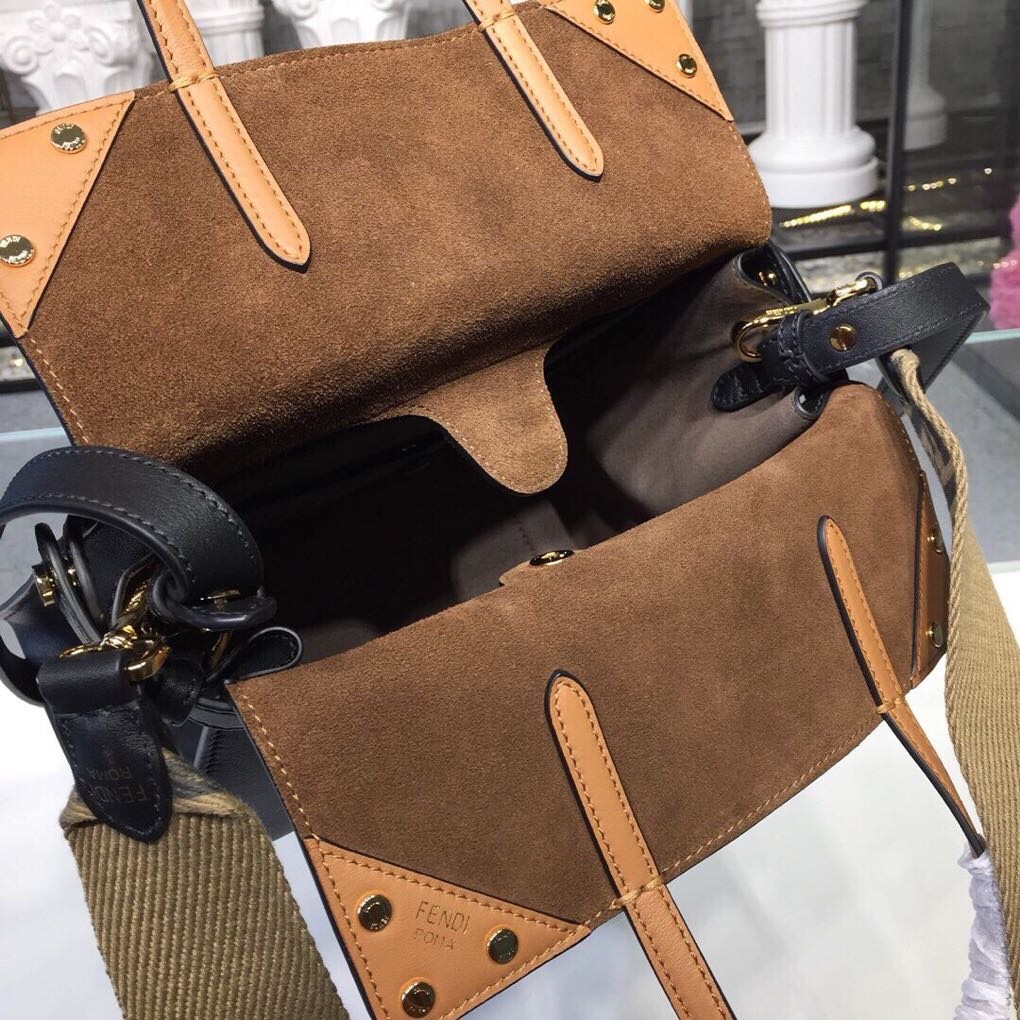 펜디 FENDI 스트랩 토트 백